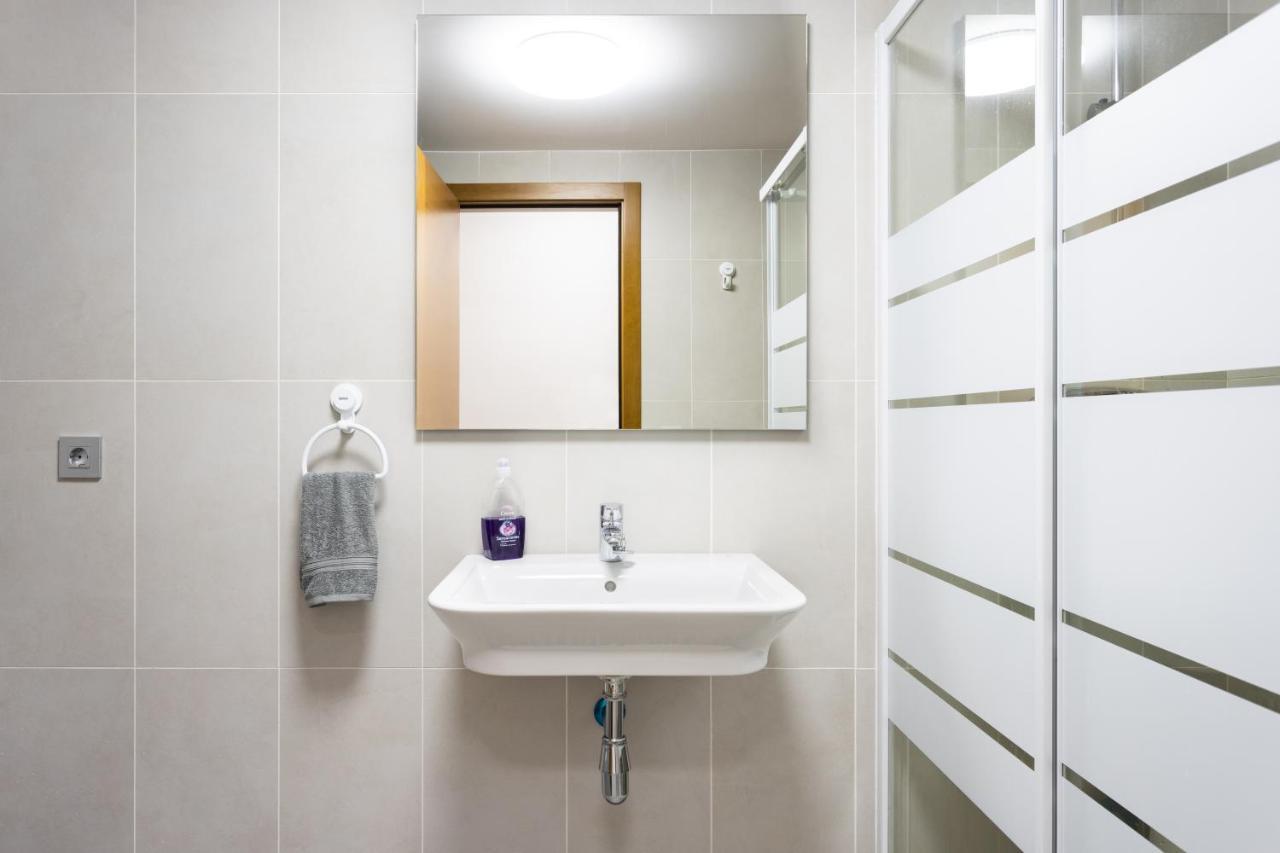 Eden Rentals Maday Home غراناديا دي أبونا المظهر الخارجي الصورة